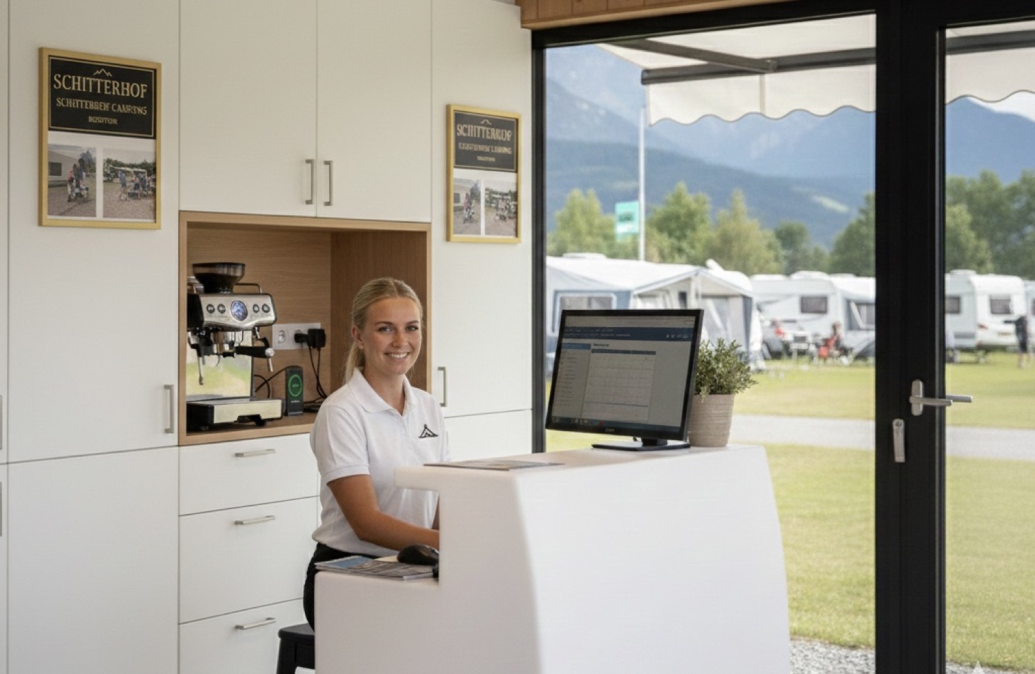 An der Rezeption von Schitterhof CAMPING WEISS — direkt und persönlich gebucht
